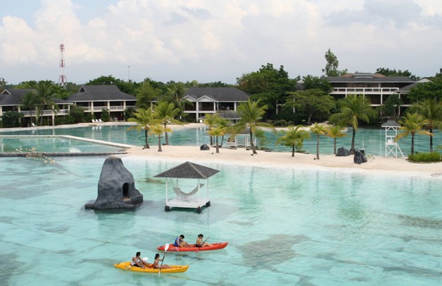 Caption: Photo above shows the resort's massive manmade lagoons. The reception area is on the left of this photo while the main restaurant is on the right of this photo. This photo is taken from the right side of the resort.