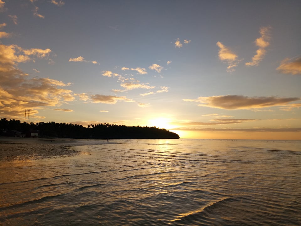 Santiago Bay, Camotes | Photo by Dixie Godinez