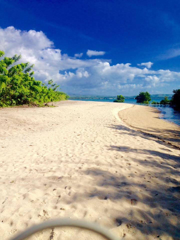 Vidar Beach Resort, Tuburan | Photo by Erika Monterroyo Santoya 