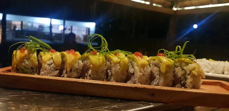 Kugita Seafood and Charcoal Grill's signature sushi roll. Photo from Official Facebook Page