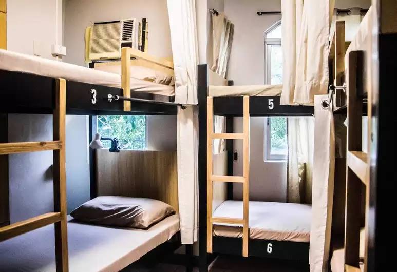 Bunks Hostel